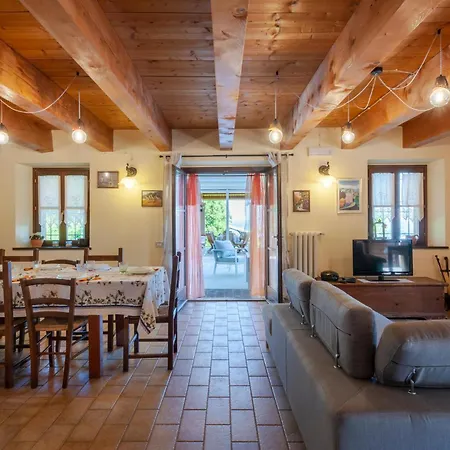 Casa Il Monte Tatil Evi *